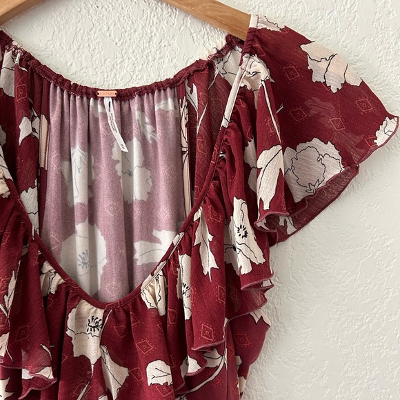 Free People Austin Floral Bell Bottom Ruffled Hem Jumpsuit Women’s Size Medium - Picture 3 of 9